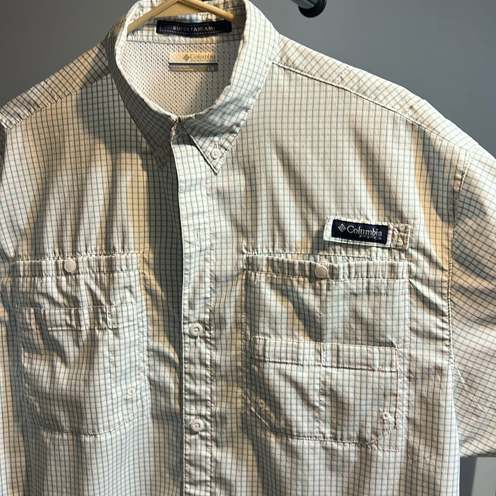 Columbia short sleeve button down